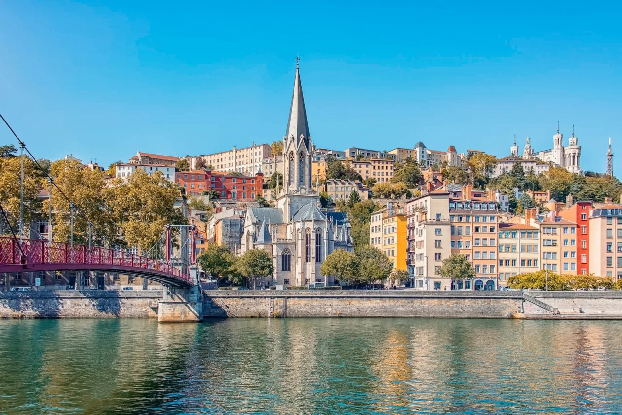 Serrurier Mottura intervenant en Rhone